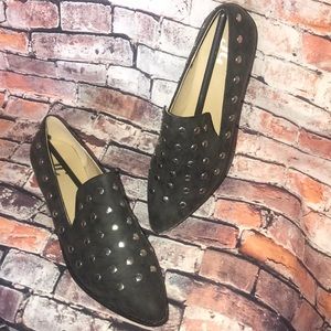 Journee collection slip ons 7.5 NEW GREY/black